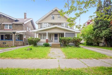 3033 West Boulevard Cleveland OH 44111