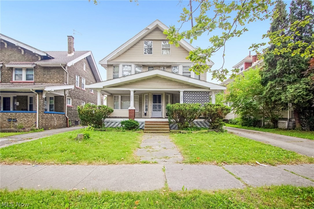 3033 West Boulevard Cleveland OH 44111
