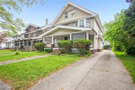 3033 West Boulevard Cleveland OH 44111