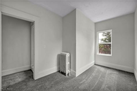 2609 Mapledale Avenue Cleveland OH 44109