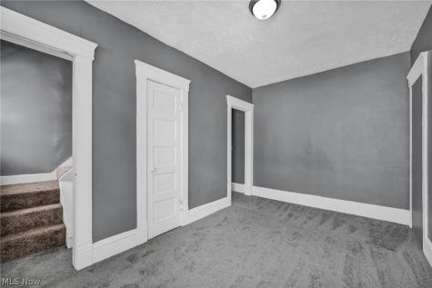 2609 Mapledale Avenue Cleveland OH 44109
