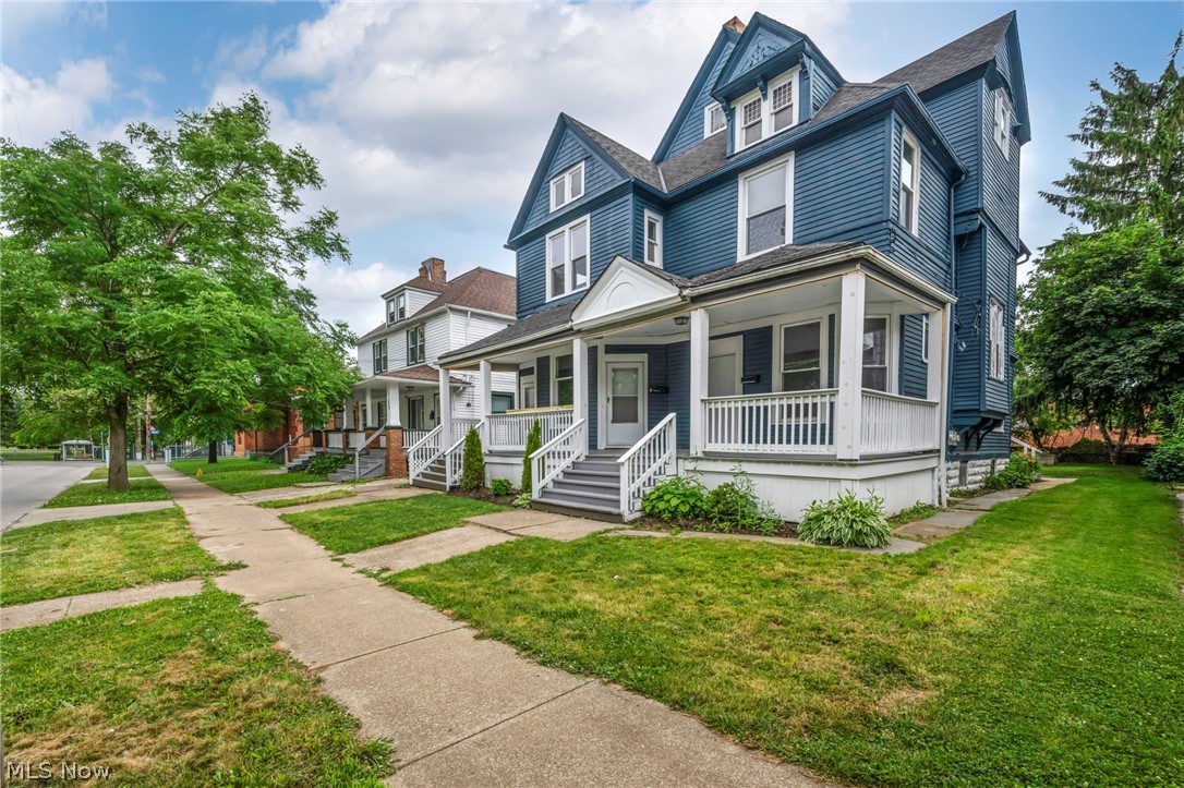 2609 Mapledale Avenue Cleveland OH 44109
