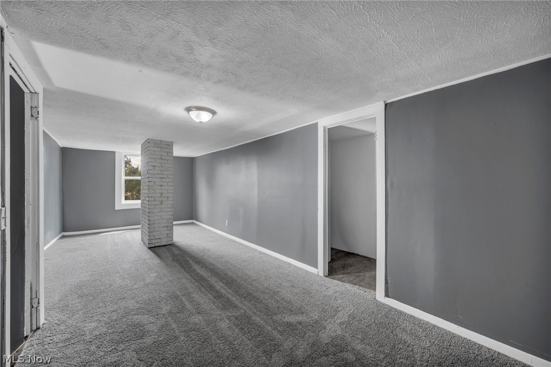 2609 Mapledale Avenue Cleveland OH 44109