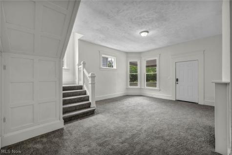 2609 Mapledale Avenue Cleveland OH 44109