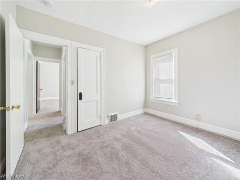 533 Gage Street Akron OH 44311