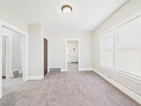 533 Gage Street Akron OH 44311