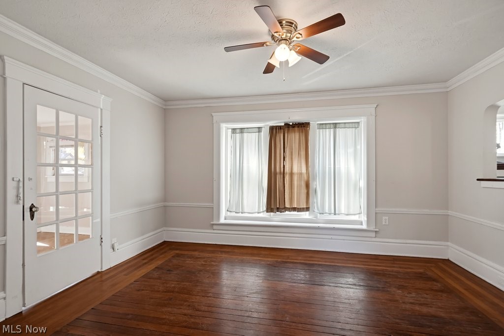 824 Elmore Avenue Akron OH 44302