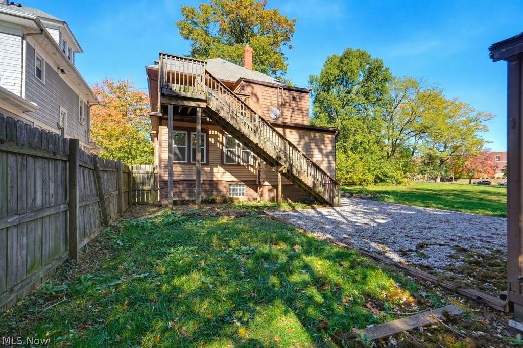 824 Elmore Avenue Akron OH 44302