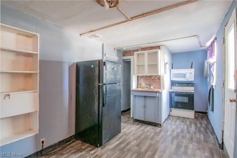 1532 Woodland Avenue NW Canton OH 44703