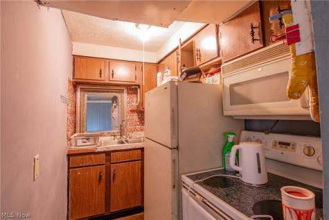 1532 Woodland Avenue NW Canton OH 44703