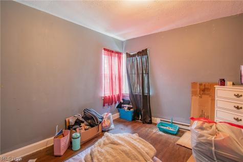 1532 Woodland Avenue NW Canton OH 44703