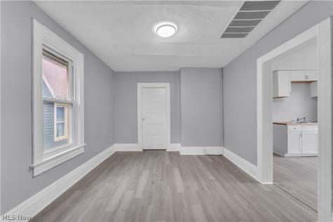 2037 W 98th Street Cleveland OH 44102