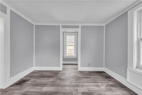 2037 W 98th Street Cleveland OH 44102