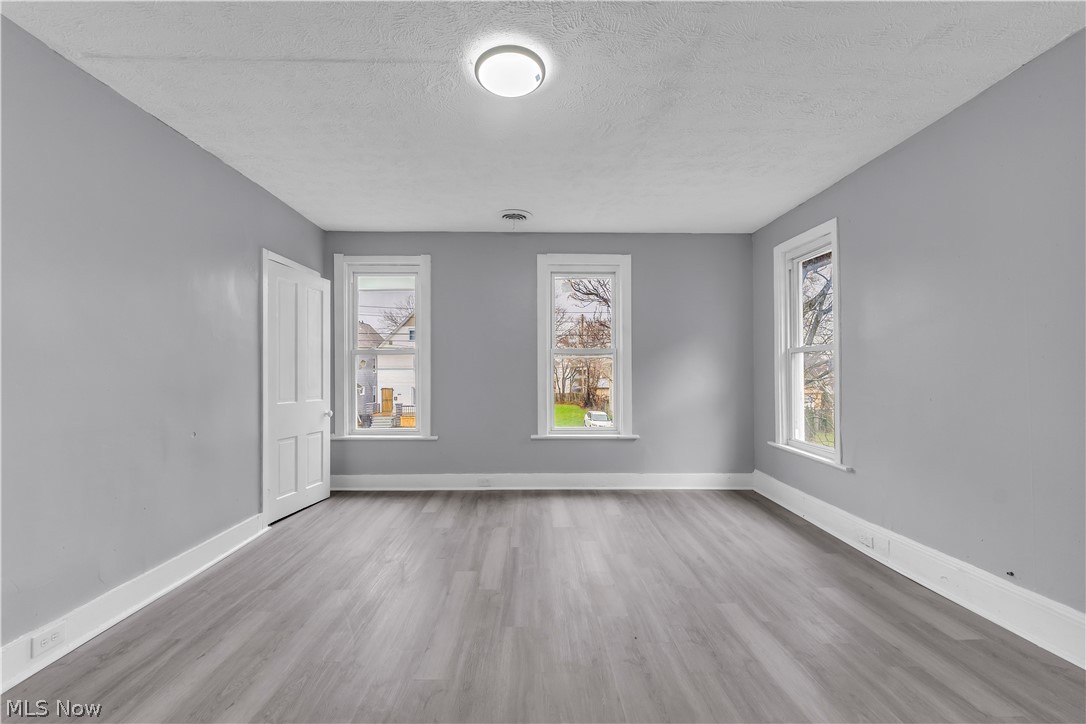 2037 W 98th Street Cleveland OH 44102