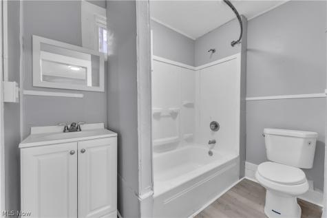 2037 W 98th Street Cleveland OH 44102