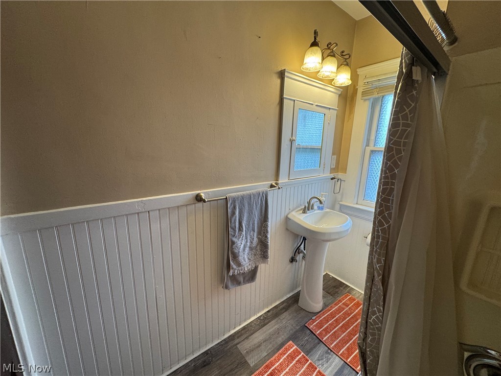 1379 W 95th Street Cleveland OH 44102
