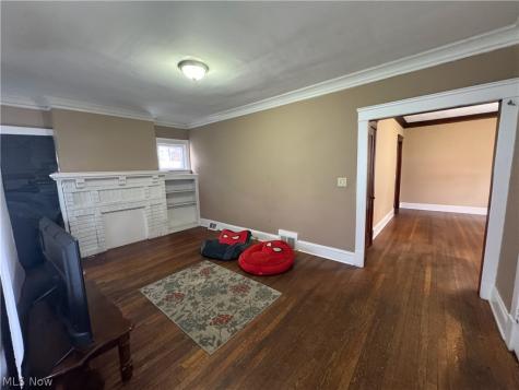 1379 W 95th Street Cleveland OH 44102