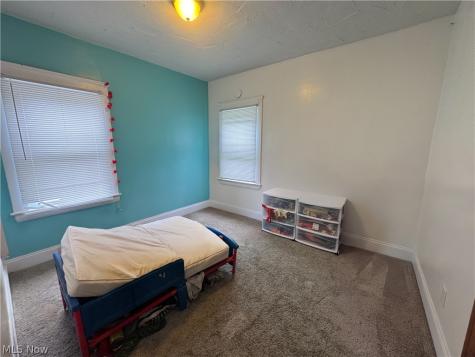 1379 W 95th Street Cleveland OH 44102