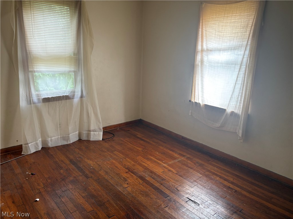 12501 Dove Avenue Cleveland OH 44105