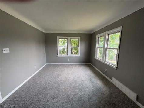 12501 Dove Avenue Cleveland OH 44105