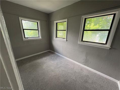 12501 Dove Avenue Cleveland OH 44105