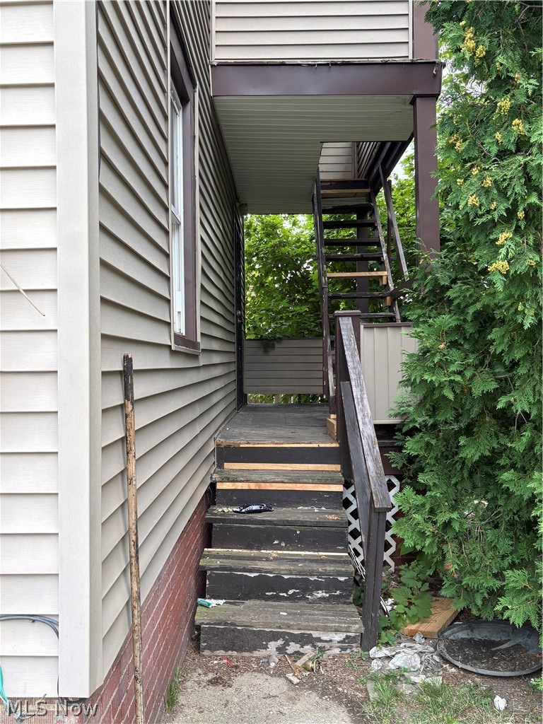 12501 Dove Avenue Cleveland OH 44105