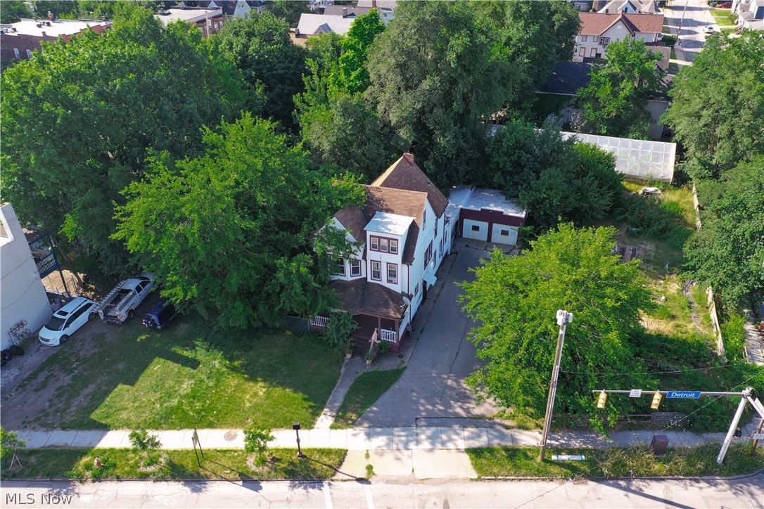 8415 Detroit Avenue Cleveland OH 44102