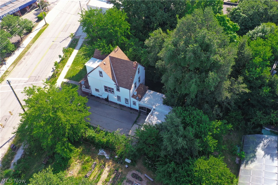8415 Detroit Avenue Cleveland OH 44102