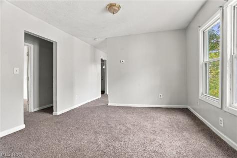 367 Fuller Street Akron OH 44306