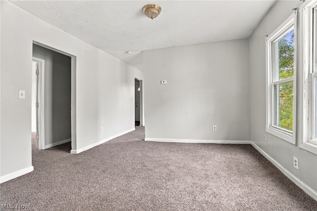 367 Fuller Street Akron OH 44306