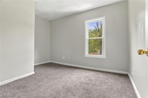 367 Fuller Street Akron OH 44306
