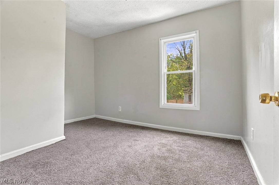 367 Fuller Street Akron OH 44306