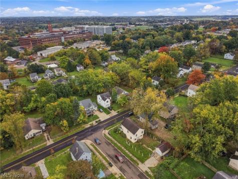 367 Fuller Street Akron OH 44306