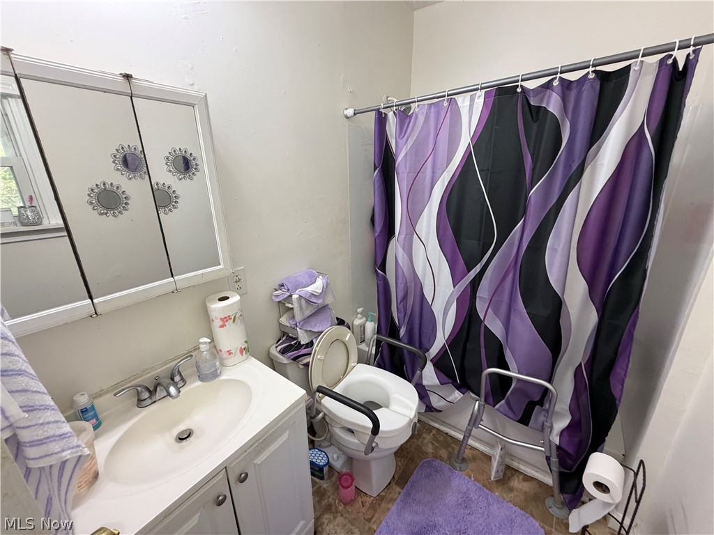367 Fuller Street Akron OH 44306
