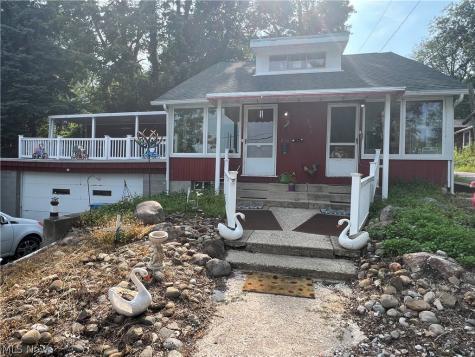 226 E Pace Avenue Akron OH 44319