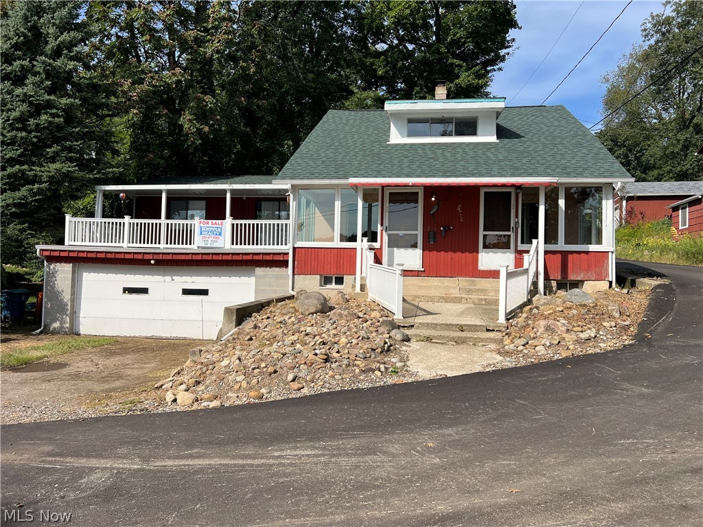 226 E Pace Avenue Akron OH 44319