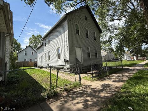 4217 Hyde Avenue Cleveland OH 44109