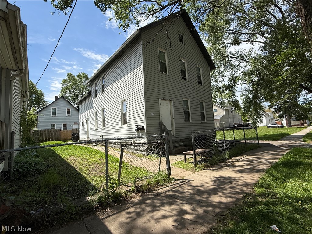 4217 Hyde Avenue Cleveland OH 44109