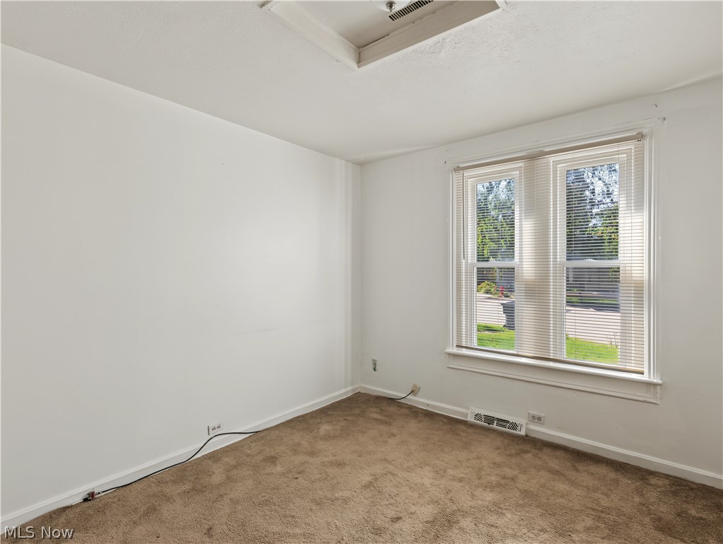 79 Union Street Bedford OH 44146
