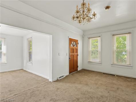 79 Union Street Bedford OH 44146