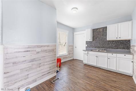 4311 Bush Avenue Cleveland OH 44109