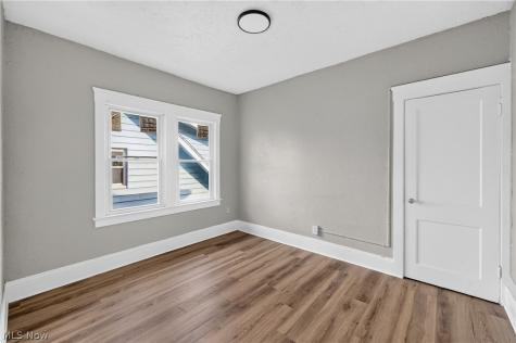 1464 E 175th Street Cleveland OH 44110