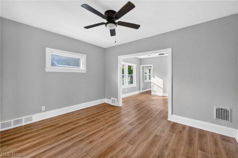 1464 E 175th Street Cleveland OH 44110