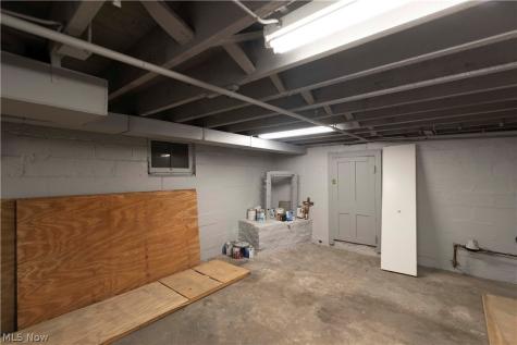 588 Elma Street Akron OH 44310