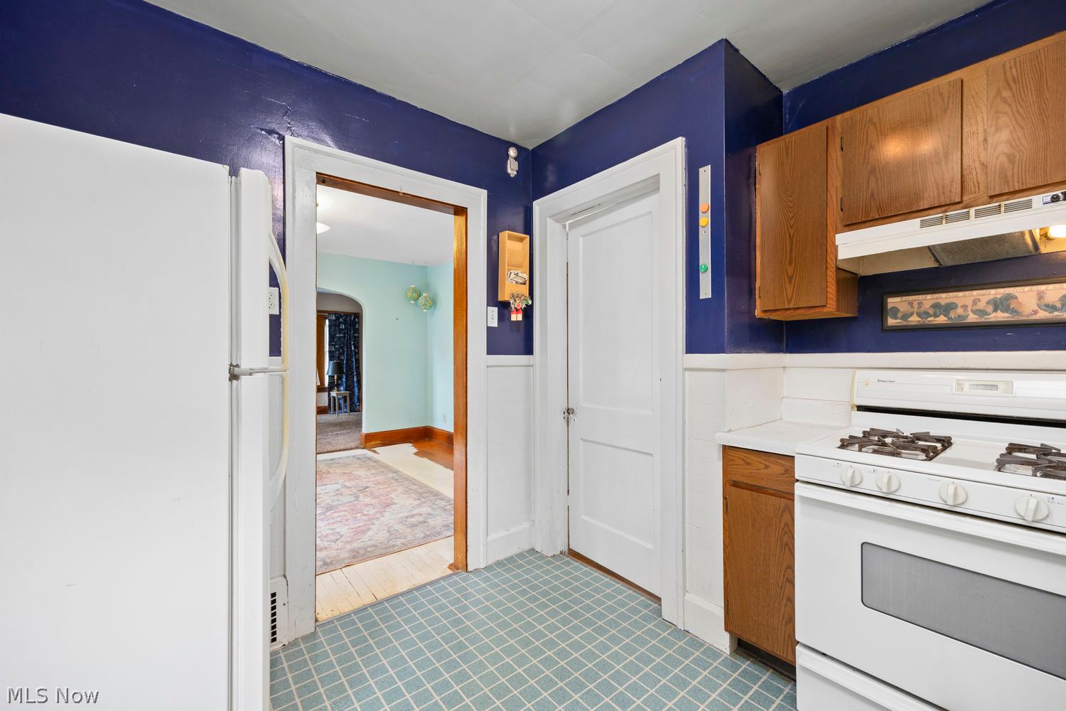 358-360 Cambridge Avenue Elyria OH 44035