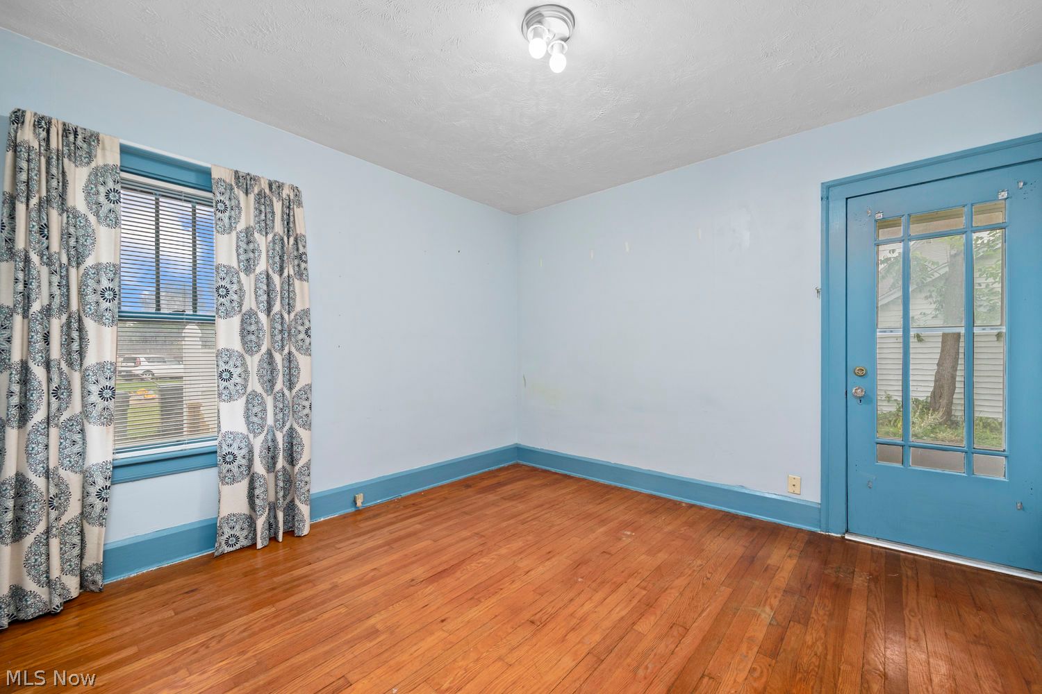 358-360 Cambridge Avenue Elyria OH 44035