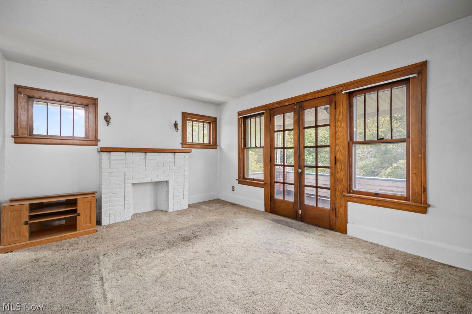 358-360 Cambridge Avenue Elyria OH 44035
