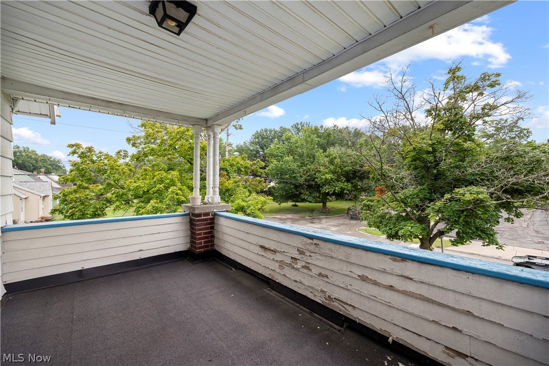 358-360 Cambridge Avenue Elyria OH 44035