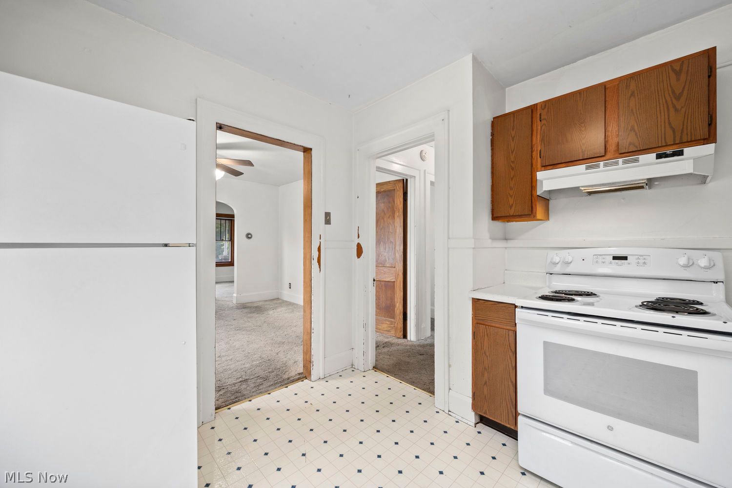 358-360 Cambridge Avenue Elyria OH 44035