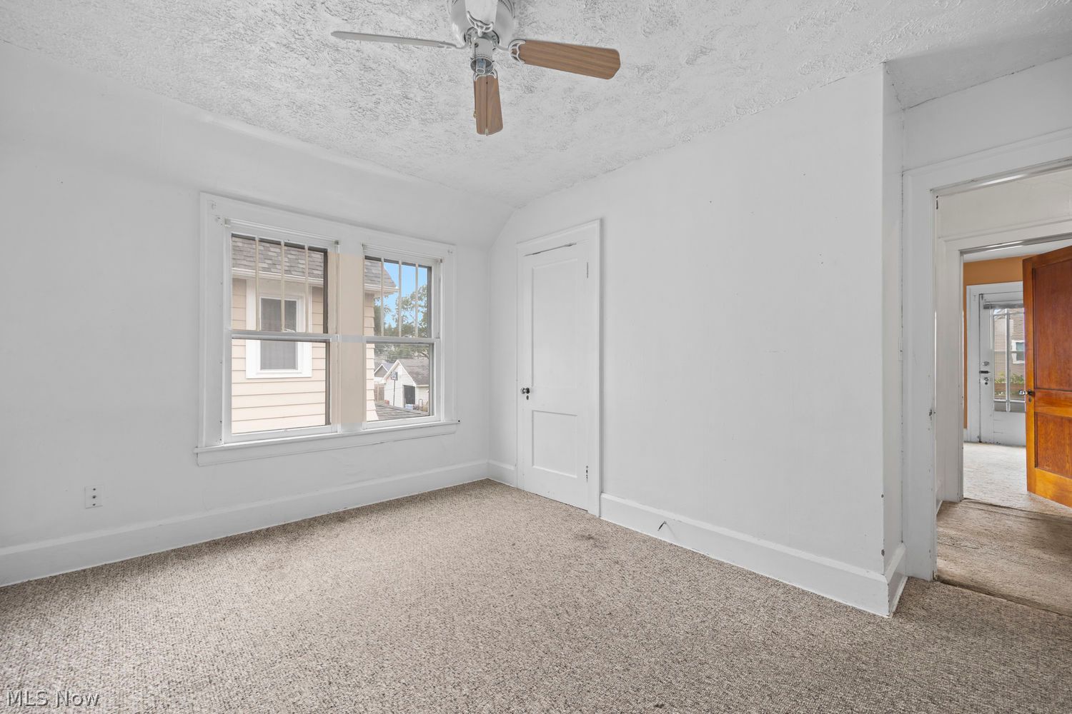 358-360 Cambridge Avenue Elyria OH 44035